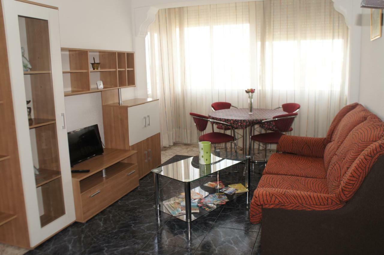 Apartment Svetlana 2 Alicante Bagian luar foto