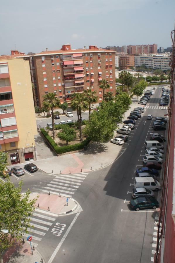 Apartment Svetlana 2 Alicante Bagian luar foto