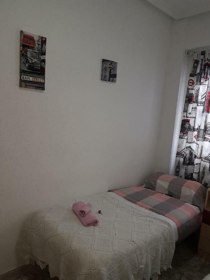 Apartment Svetlana 2 Alicante Bagian luar foto